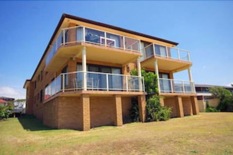 Avilla Court 2 - Kempsey Accommodation 0