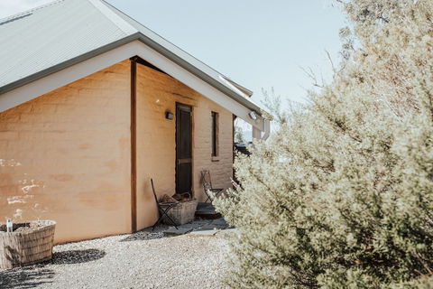 Kangaroo Ridge Retreat - Kempsey Accommodation 0