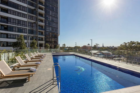 Meriton Suites Church Street, Parramatta - Kempsey Accommodation 6