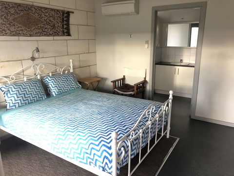 Port Campbell Guesthouse & Flash Packers - Kempsey Accommodation 2