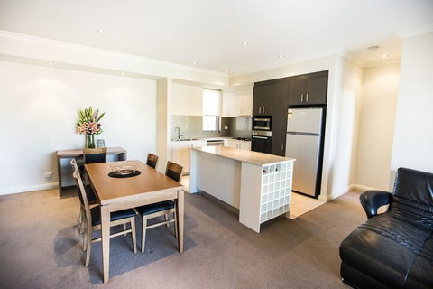 Zappeion Apartments - Kempsey Accommodation 6