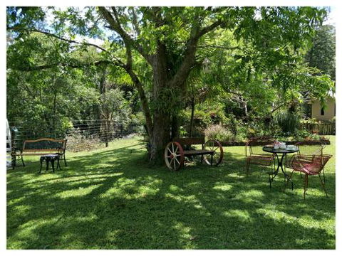 Bielbys Hideaway - Kempsey Accommodation 4