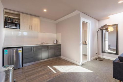 The Old Mechanics - Kempsey Accommodation 6