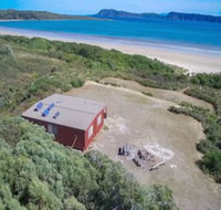 Cloudy Bay Cabin - Kempsey Accommodation