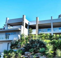 Hollywood Tree House - Kempsey Accommodation