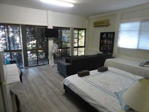 Cleveland B & B Private Studio Room - Kempsey Accommodation 3