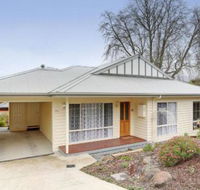 Edwards Rose - Kempsey Accommodation