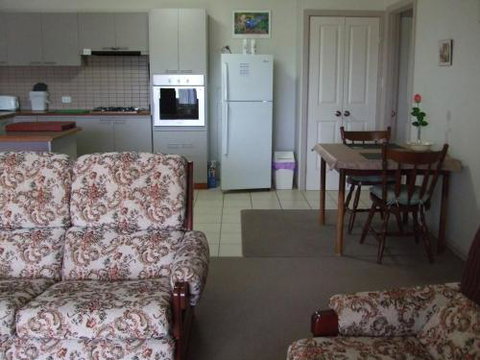 Nannup Riverview Cottage - Kempsey Accommodation 1