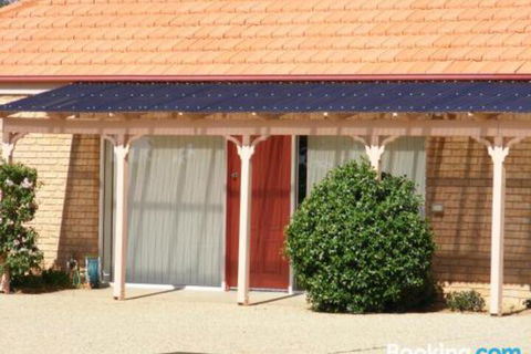 Fairways Bed & Breakfast At Jerilderie - Kempsey Accommodation 2