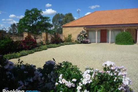 Fairways Bed & Breakfast At Jerilderie - Kempsey Accommodation 0