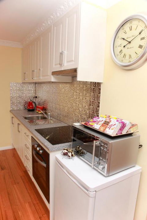 Secret Cottage - Kempsey Accommodation 2