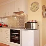 Secret Cottage - Kempsey Accommodation 0