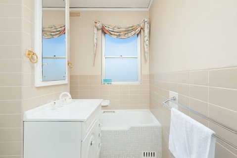 Absolute Water Front Coogee H331 - Kempsey Accommodation 4