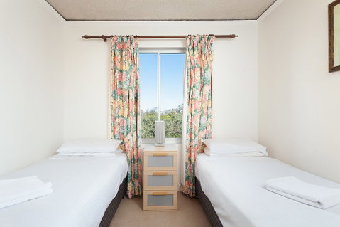 Absolute Water Front Coogee H331 - Kempsey Accommodation 0