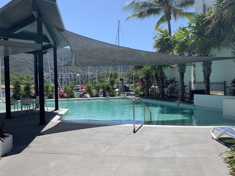 Absolute Waterfront Magnetic Island - Kempsey Accommodation 2