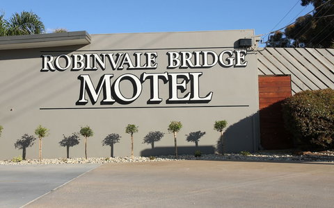 Robinvale Bridge Motel - Kempsey Accommodation 0