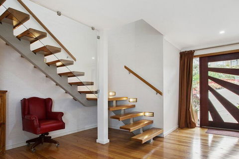 Ooranya - On Top Lake - Kempsey Accommodation 2