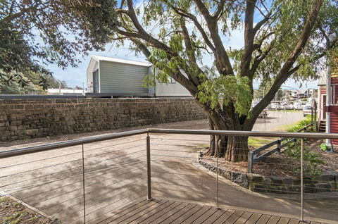 JOHANSSONS PERCH COTTAGE - Kempsey Accommodation 1