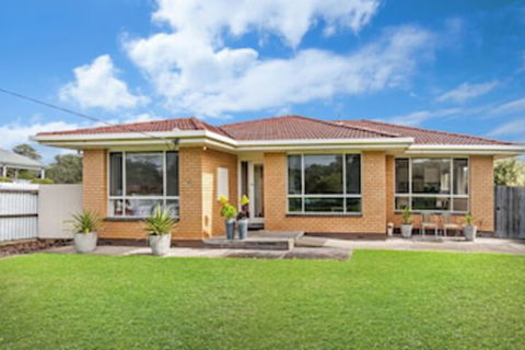 HAKUNA MATATA (No Worries) - Kempsey Accommodation 0