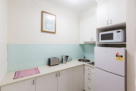 GENIE, 1BDR East Melbourne Studio - Kempsey Accommodation 2