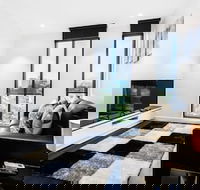 ESTHER 2BDR South Yarra Apartment - Kempsey Accommodation