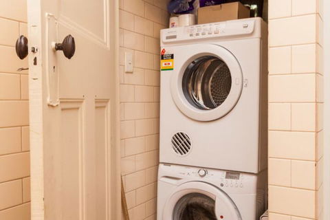 MADELINE, 1BDR Fitzroy Apartment - Kempsey Accommodation 2