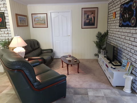 Amore Casa Tenterfield - Kempsey Accommodation 6