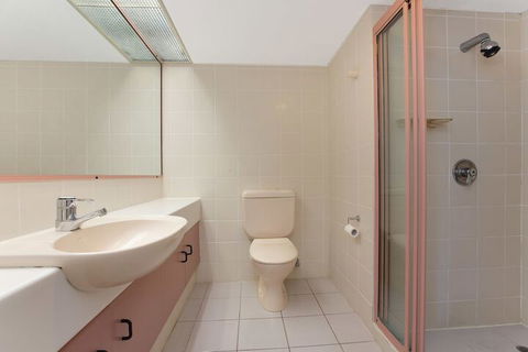 Cairns Oceanview At 181 The Esplanade (6) - Kempsey Accommodation 2