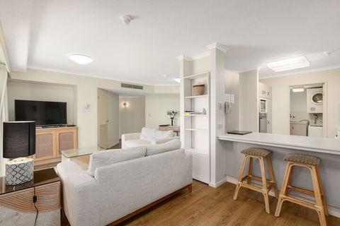 Cairns Oceanview At 181 The Esplanade (6) - Kempsey Accommodation 4