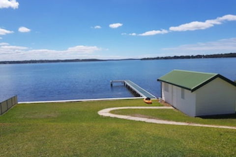 Lake Escape - Lake Macquarie - Kempsey Accommodation 0