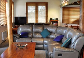 Eacottage - Kempsey Accommodation 0