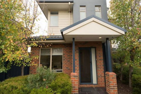 BOUTIQUE STAYS - Mentone Abode - Kempsey Accommodation 0