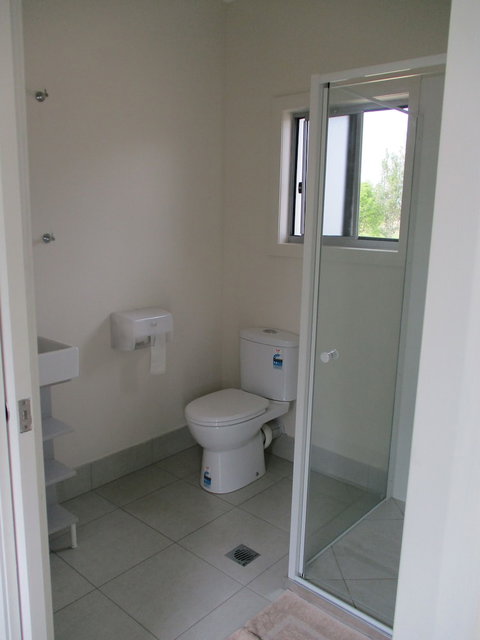 Ingham Tourist Park - Kempsey Accommodation 4