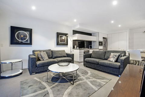 Oracle Boulevard - Private Apartments - Kempsey Accommodation 6