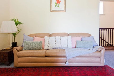 WB319 Chatswood Charmer Roomy 3 Bed Apartment - Kempsey Accommodation 6