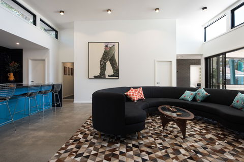 Arenas South - Kempsey Accommodation 6