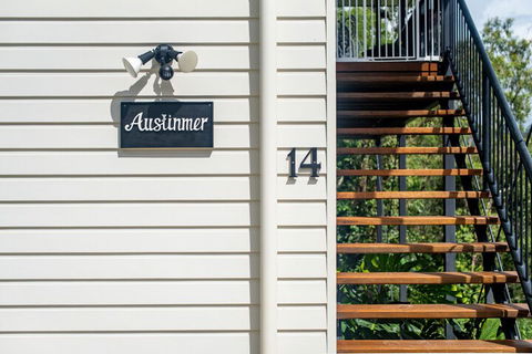 Austinmer - Cannonvale - Kempsey Accommodation 2