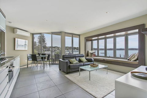 A Window On The Bay - Kempsey Accommodation 7