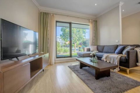 70 Greenbell Doncaster - Kempsey Accommodation 0