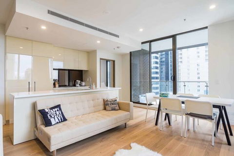 Fabulous City 2 BDR Apt In New Building - Kempsey Accommodation 7