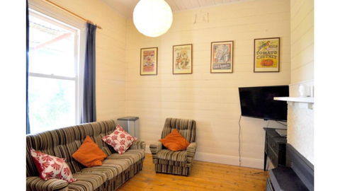 MY Fair Lady External Bathroom PET Friendly - Kempsey Accommodation 5