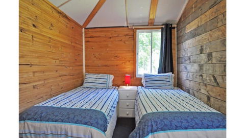 MY Fair Lady External Bathroom PET Friendly - Kempsey Accommodation 6