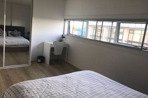 One Bedroom Apartment In Marrickville - Kempsey Accommodation 1