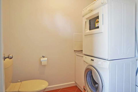 THE Sails 8 Linen Included Central Location - Kempsey Accommodation 5