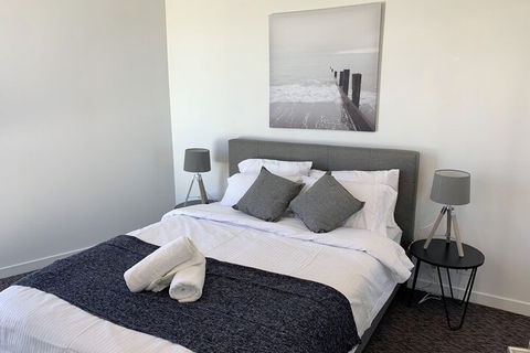 JC Water View Apartment On La Trobe - Kempsey Accommodation 3
