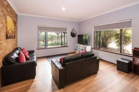 Family Friendly Holiday Haven - Kempsey Accommodation 7