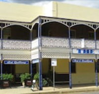 The Old Vic Inn - Kempsey Accommodation