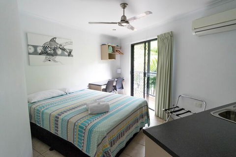 Airlie Beach Motor Lodge - Kempsey Accommodation 7