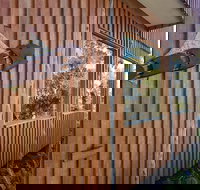 Bed in the Treetops Bed  Breakfast - Kempsey Accommodation