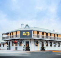 Nightcap at the Ship Inn - Kempsey Accommodation